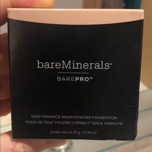 BareMinerals Bare Pro powder foundation